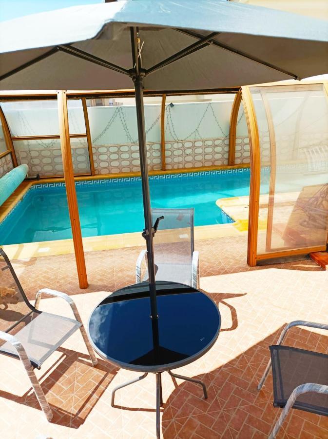 Casasina Apartment อากีลัส ภายนอก รูปภาพ